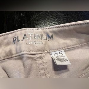 Chico’s Platinum 0.5 straight leg pants Tan jegging jeans stretch